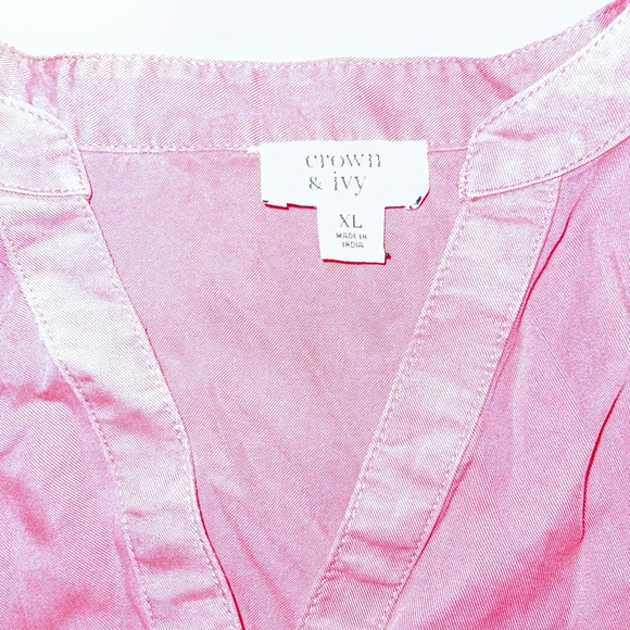 Crown & Ivy pink blouse - Picture 3 of 3